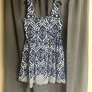 New York & Company Blue and White Patterned Blouse